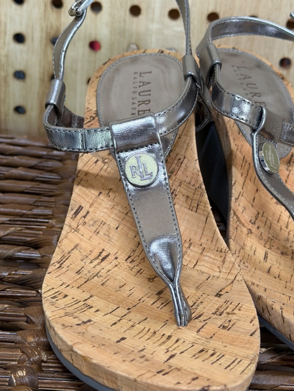 Lauren Ralph Lauren Metallic Gray Cork Wedge Sandals 7.5 - Picture 6 of 8